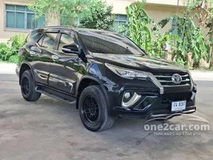2016 Toyota FORTUNER 2.4 V SUV