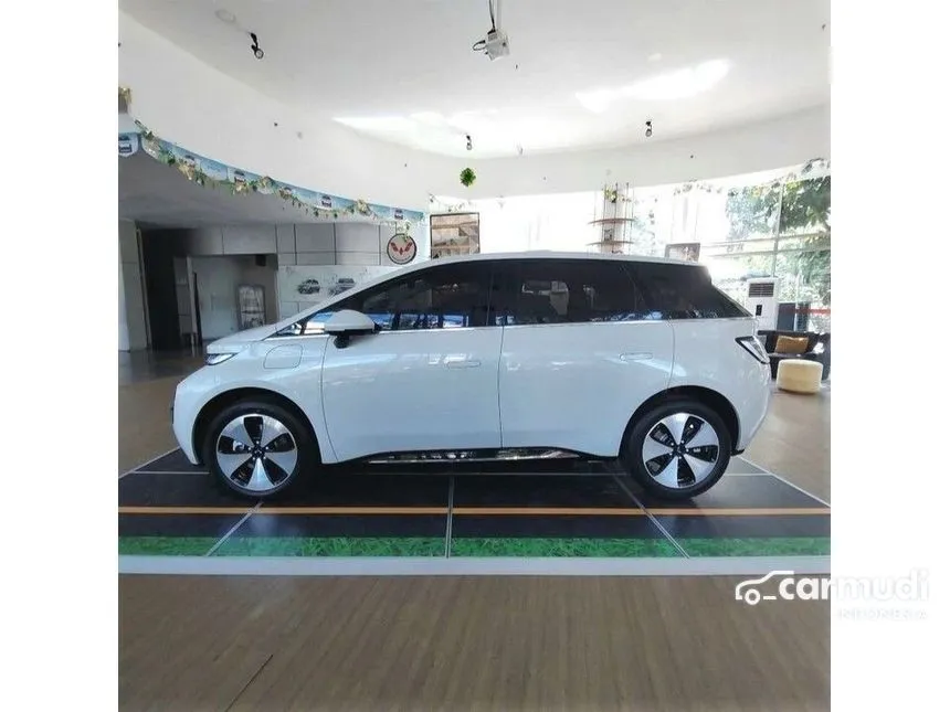 2024 Wuling Cloud EV EV Hatchback