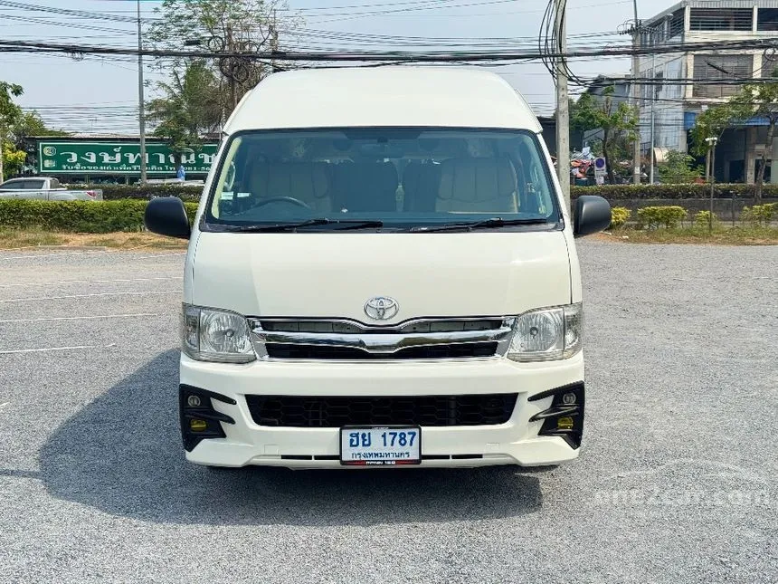 2013 Toyota Hiace D4D Van
