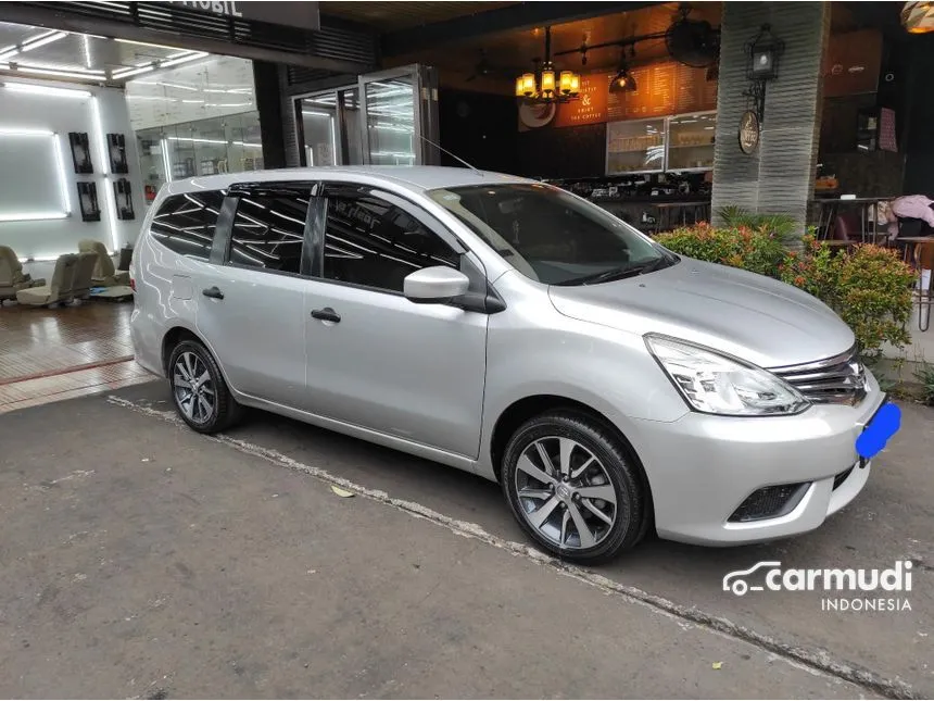 2017 Nissan Grand Livina SV MPV