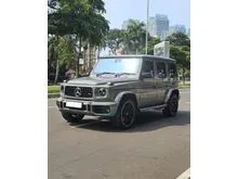 2022 Mercedes-Benz AMG G63 4.0 SUV. HARGA BEST DEAL NEGOTIABLE YA. GREY On BLACK Carbon. RARE COLOR. Low KM 16 Rb. Tangan Pertama. Record. MERCY G 63
