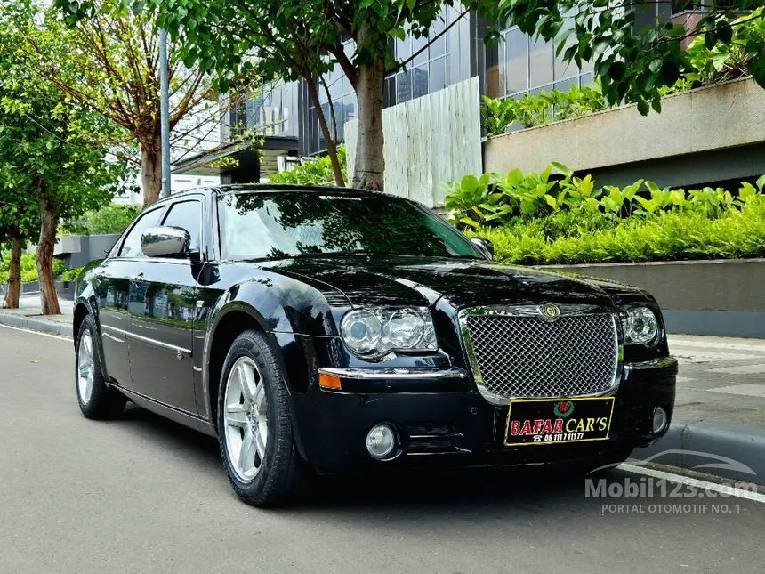 2010 Chrysler 300C Sedan