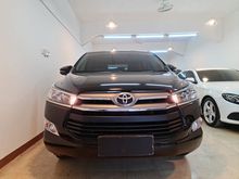Toyota Kijang Innova reborn G at bensin 2018 antik 9 rb KM nt V Q venturer 2016 2017 2019