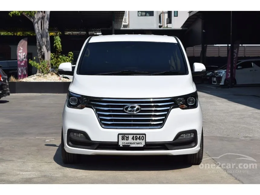 2018 Hyundai Grand Starex Premium Wagon