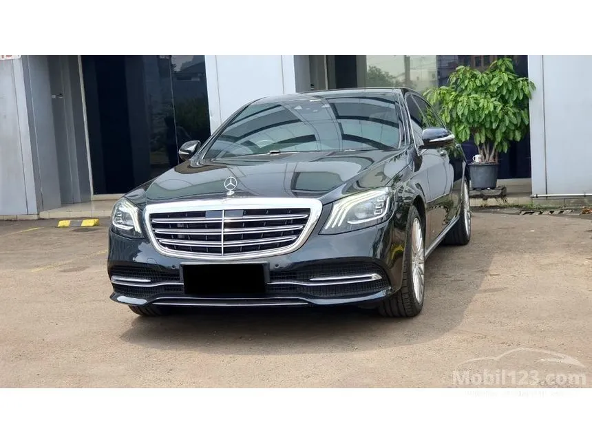 2018 Mercedes-Benz S450L Sedan