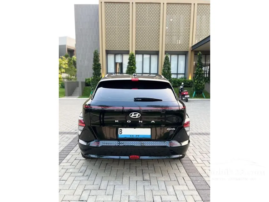 2024 Hyundai Kona Signature Long Range SUV