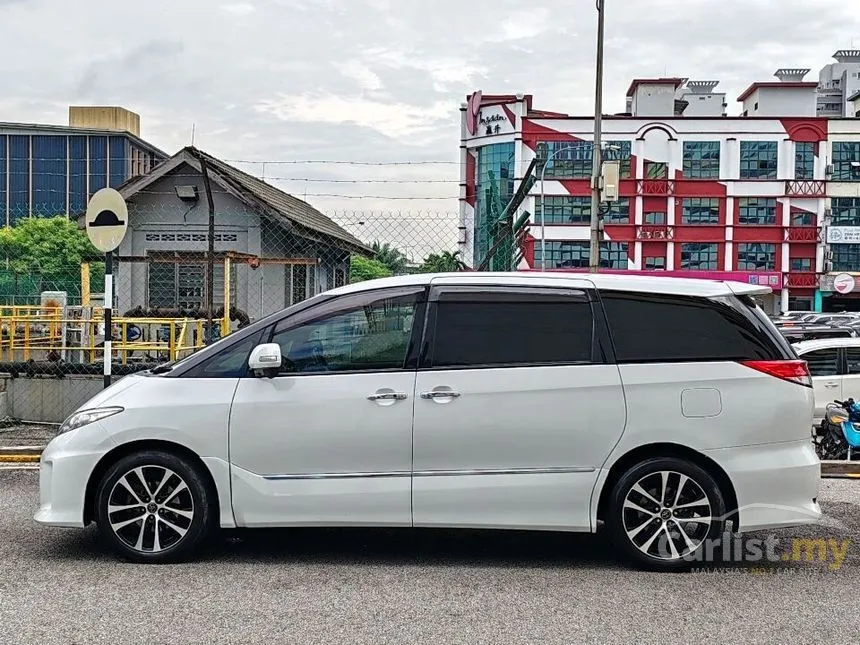 2015 Toyota Estima Aeras MPV