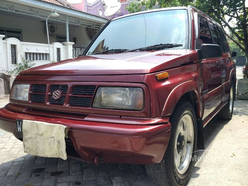 Jual Mobil  Suzuki Escudo  2000 JLX 1 6 di Jawa Timur Manual 