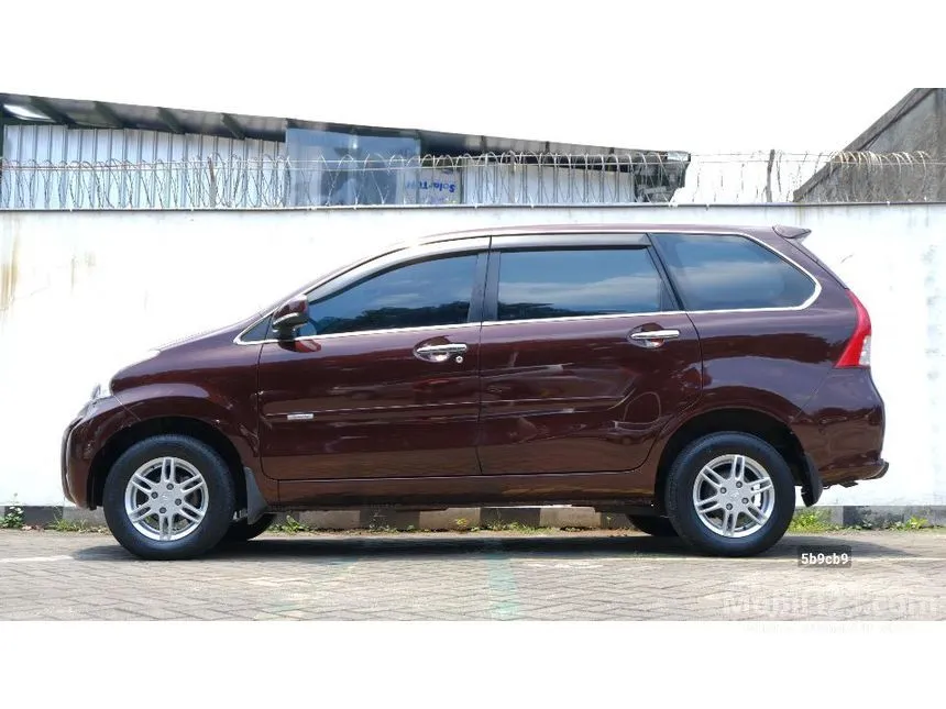 2014 Daihatsu Xenia R Attivo MPV