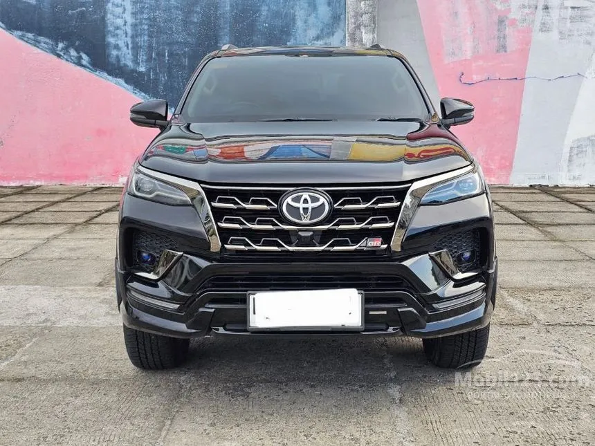 2023 Toyota Fortuner GR Sport 4X2 SUV