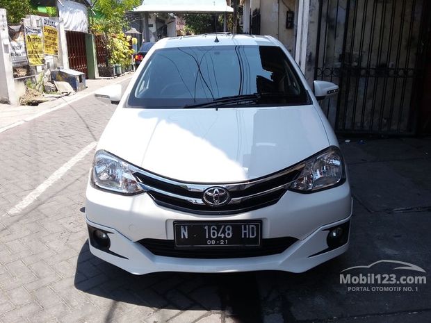 Toyota Etios Valco Mobil Bekas Baru dijual di Surabaya 