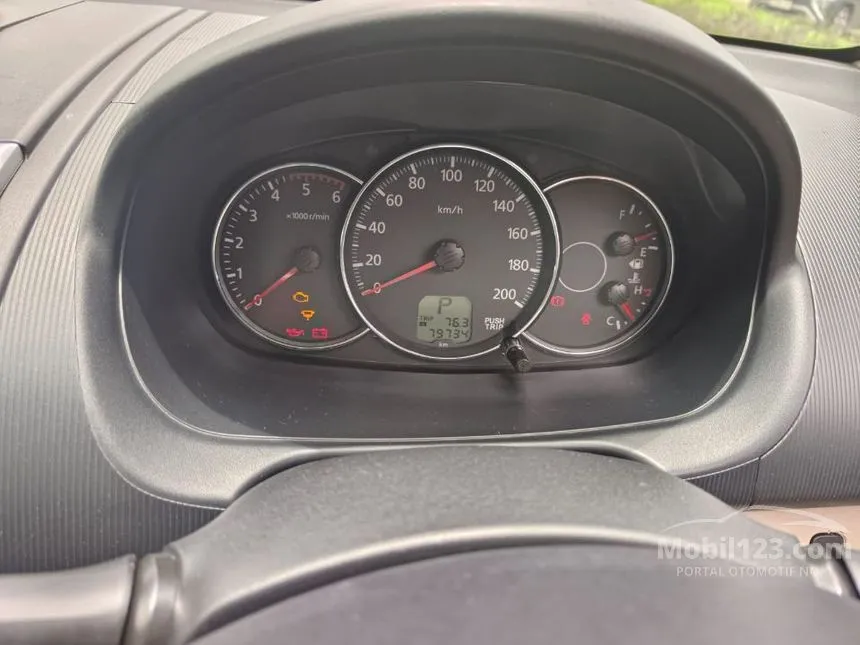 2015 Mitsubishi Pajero Sport Dakar 4X2 SUV