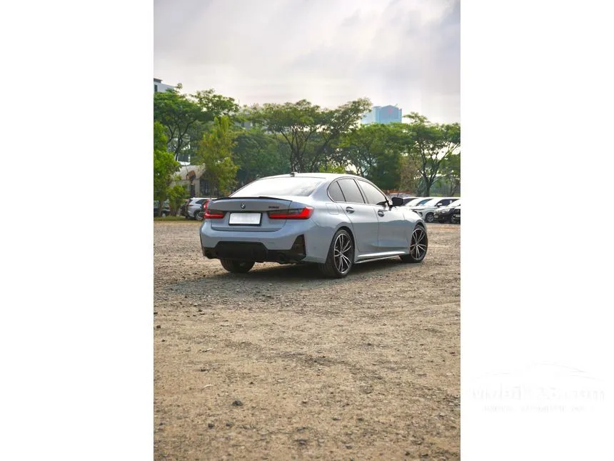 2023 BMW 330i M Sport Pro Sedan