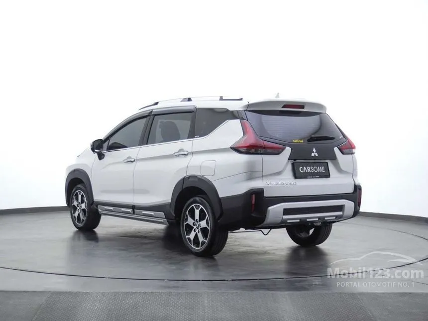 2022 Mitsubishi Xpander Cross MPV