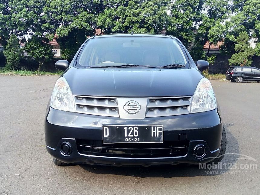 Jual Mobil Nissan Grand Livina 2010 XV 1.5 di Jawa Barat 