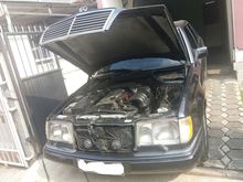 1996 Mercedes-Benz E320 3.2 W124 3.2 L6 Manual Sedan