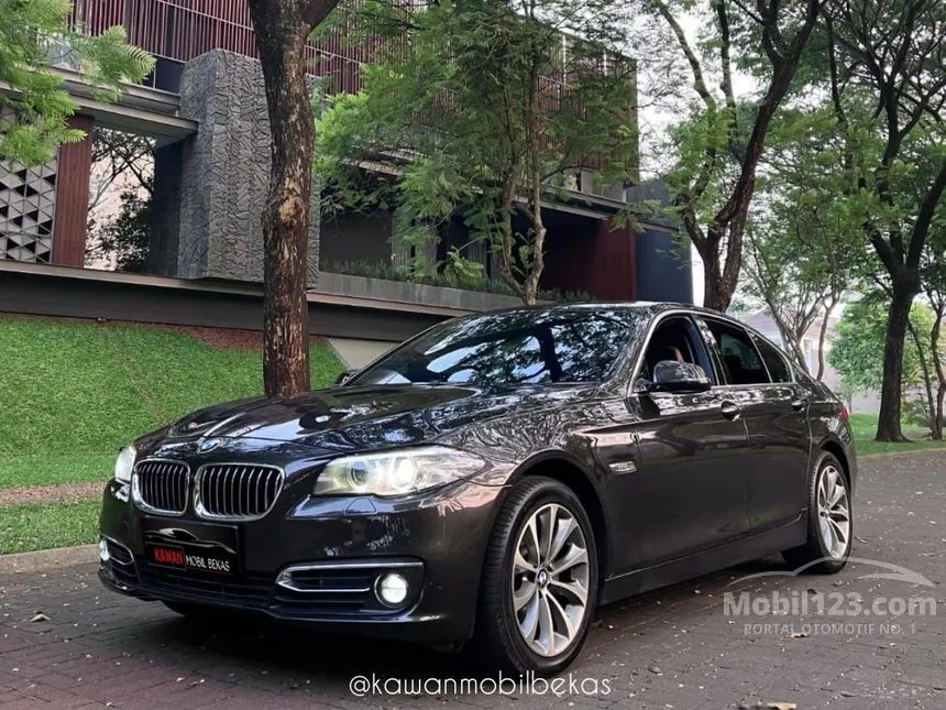 Jual Mobil BMW 520i 2016 Luxury 2.0 di DKI Jakarta Automatic Sedan Coklat Rp 310.000.000