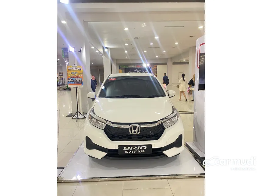 Jual Mobil Honda Brio 2024 E Satya 1.2 di Jawa Barat Automatic Hatchback Putih Rp 145.000.000