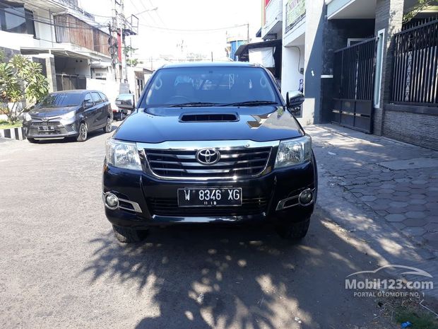 Toyota Hilux Mobil bekas dijual di Jawa-timur Indonesia 