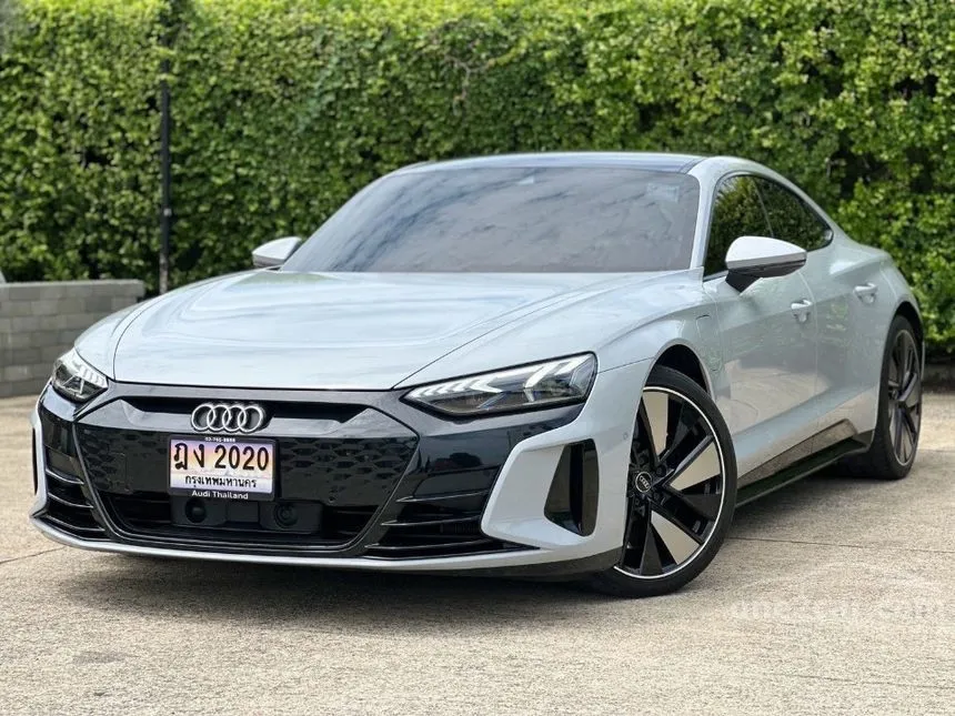 2022 Audi e-tron GT Quattro Performance (AC charger 22kw) Sedan