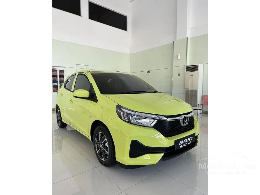 Jual Mobil Honda Brio 2024 E Satya 1.2 di Banten Automatic Hatchback Kuning Rp 10.000.000