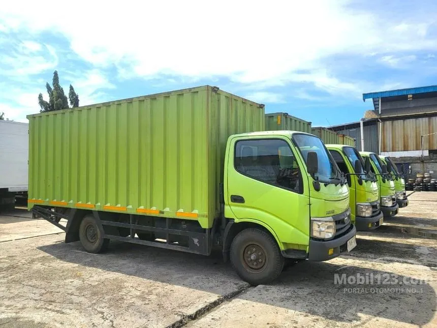 Jual Mobil Hino Dutro 2019 Truck 4.0 di DKI Jakarta Manual Trucks Hijau Rp 259.000.000