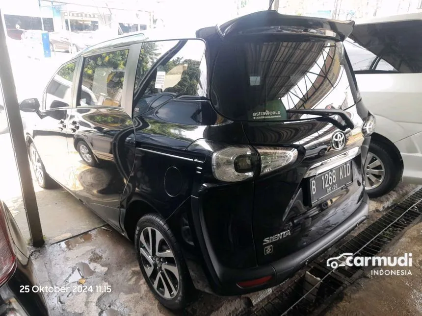 2021 Toyota Sienta V MPV