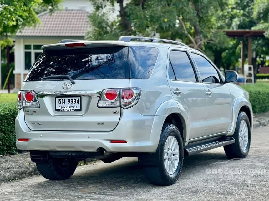 2012 Toyota FORTUNER V Navi SUV