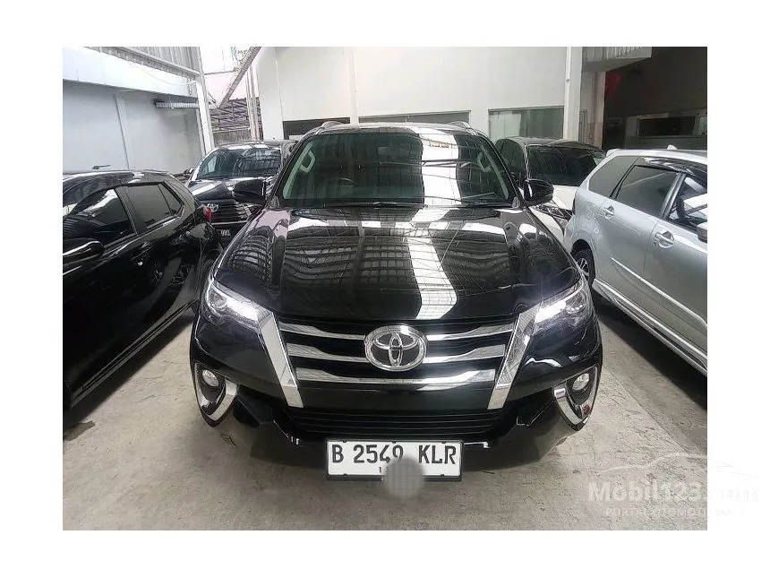 Jual Mobil Toyota Fortuner 2020 VRZ 2.4 di Jawa Barat Automatic SUV Hitam Rp 415.000.000