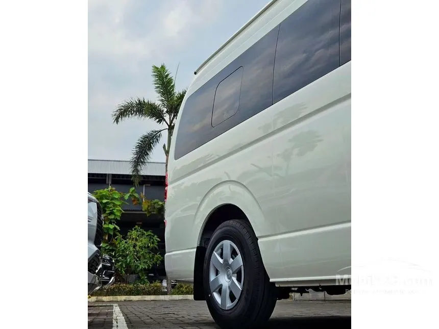 2026 Toyota Hiace Commuter Van