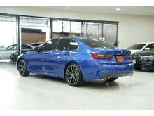 2022 BMW 330e 2.0 M Sport Sedan