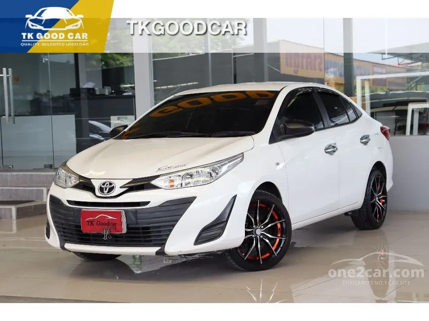 2018 Toyota Yaris Ativ J Sedan