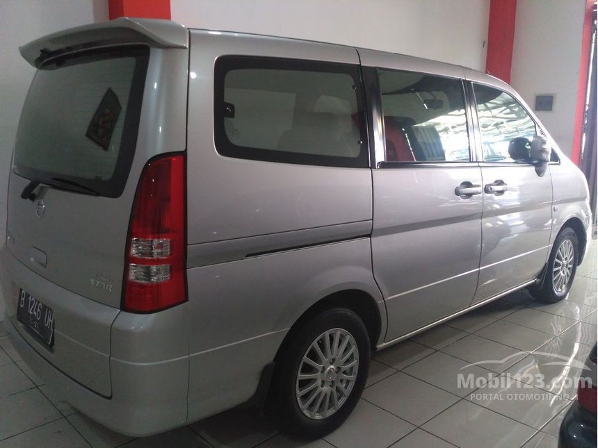 Jual Mobil Nissan Serena 2010 Highway Star 2.0 di DKI 