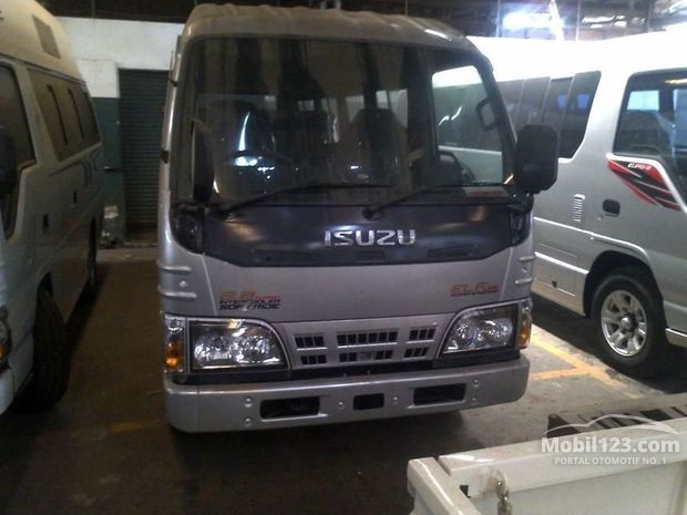 Isuzu Elf NKR 55 MICROBUS LWB Manual Mobil Bekas Baru 