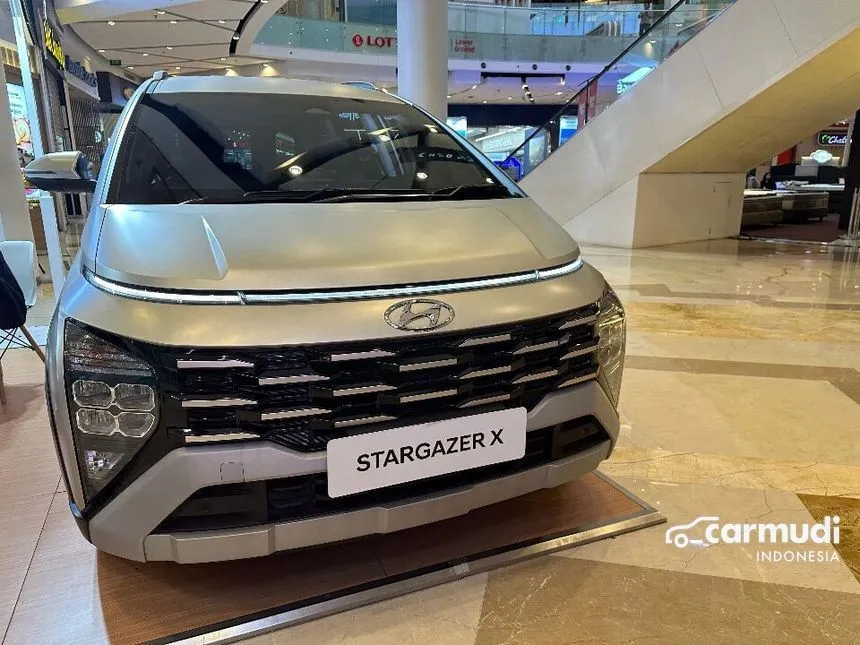 Jual Mobil Hyundai Stargazer X 2024 Prime 1.5 di Banten Automatic Wagon Emas Rp 330.000.000