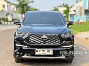 2023 Toyota Kijang Innova Zenix 2.0 Q HV TSS ( Premium Color) MPV