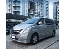 2014 Hyundai H-1 2.5 (ปี 08-17) Deluxe Van
