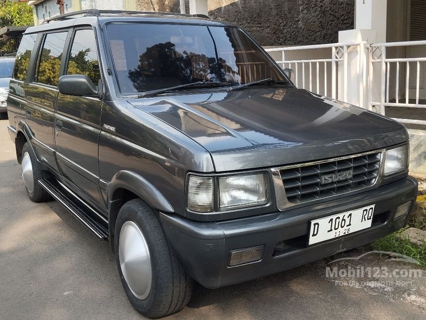 Jual Mobil Isuzu Panther 1998 2.5 di Jawa Barat Manual SUV Abuabu Rp