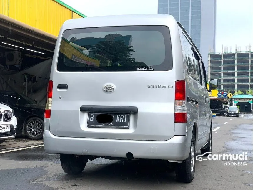 2015 Daihatsu Gran Max D Van