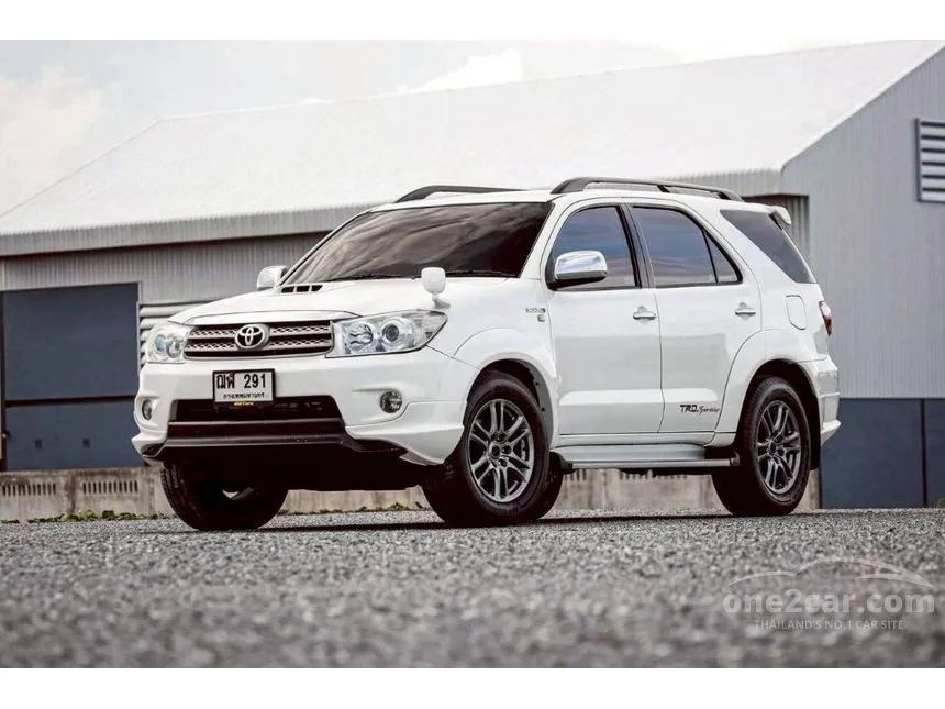 2009 Toyota FORTUNER TRD Sportivo SUV