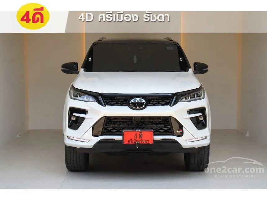 2024 Toyota FORTUNER GR Sport (Black Top) SUV