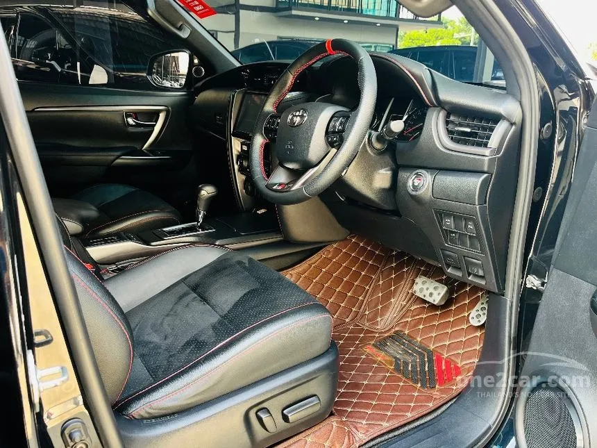 2024 Toyota FORTUNER GR Sport SUV