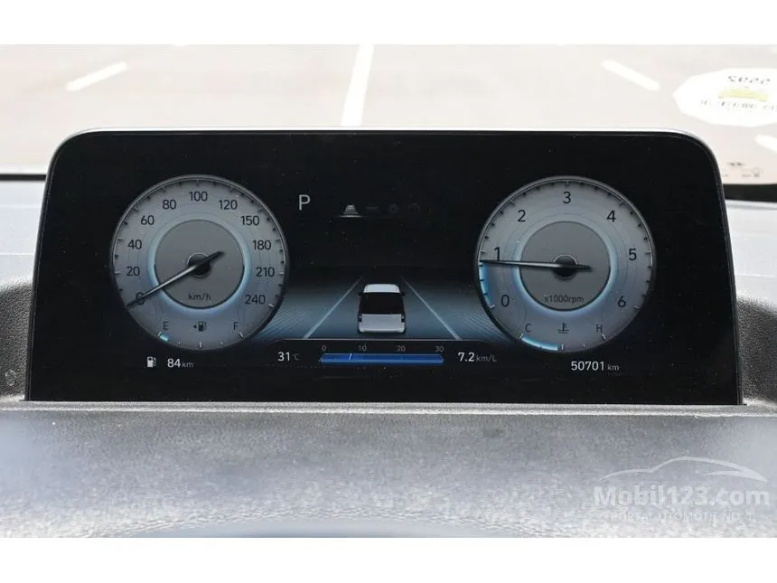 2021 Hyundai Staria Signature 7 MPV