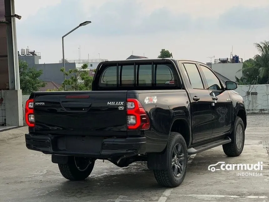 2024 Toyota Hilux V Dual Cab Pick-up