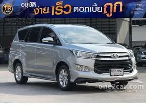 2017 Toyota INNOVA 2.8 Crysta G Wagon