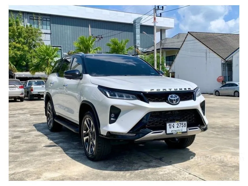 2021 Toyota Fortuner Legender SUV