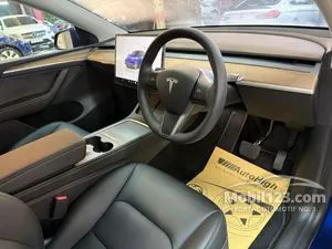 2022 Tesla Model Y Standard SUV