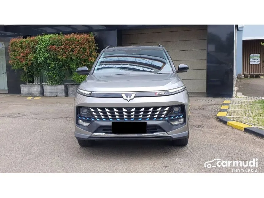 2023 Wuling Almaz RS Pro Hybrid SUV