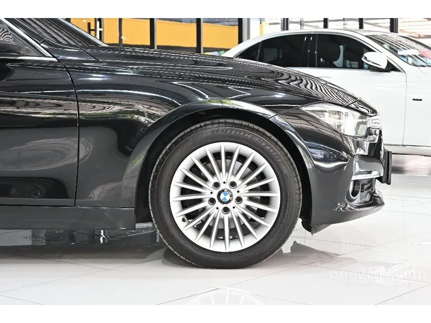 2018 BMW 320d Luxury Sedan