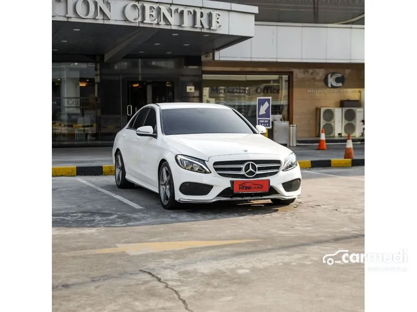 2018 Mercedes-Benz C200 AMG Line Sedan